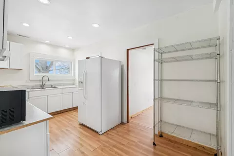 Kitchen - 411 E Mazon St, Gardner, IL 60424 photo 1 of 4
