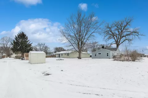 Exterior - 411 E Mazon St, Gardner, IL 60424 photo 2 of 3
