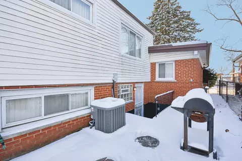 Exterior - 15519 Ellis Ave, Dolton, IL 60419 photo 8 of 8