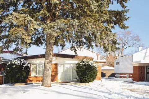 Exterior - 15519 Ellis Ave, Dolton, IL 60419 photo 1 of 8