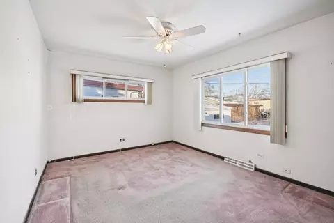 Bedroom - 15519 Ellis Ave, Dolton, IL 60419 photo 1 of 4