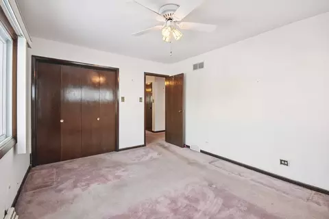 Bedroom - 15519 Ellis Ave, Dolton, IL 60419 photo 2 of 4