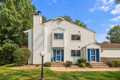 3930 38th St #C, Rock Island, IL 61201
