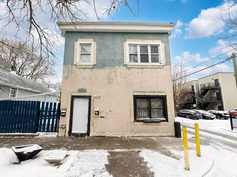 4712 S Marshfield Ave, Chicago, IL 60609