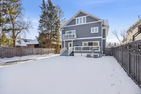 Exterior - 315 Bartram Rd, Riverside, IL 60546 photo 3 of 5