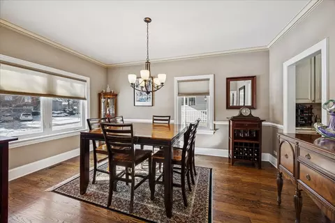 Dining - 315 Bartram Rd, Riverside, IL 60546 photo 2 of 2
