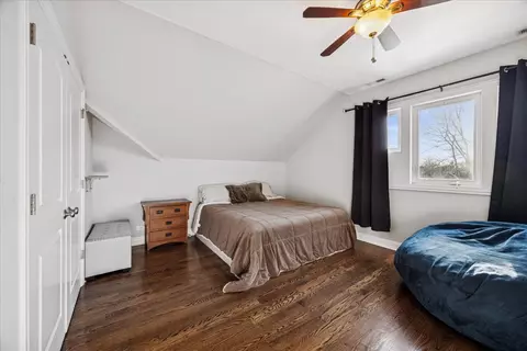 Bedroom - 315 Bartram Rd, Riverside, IL 60546 photo 5 of 6