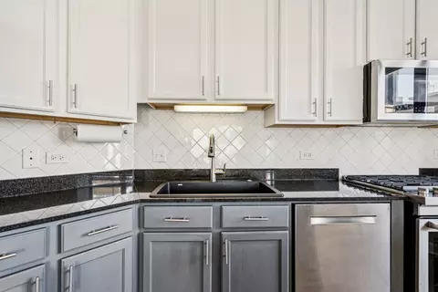 41 E 8th St #2207, Chicago, IL 60605 photo 10