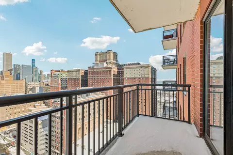 41 E 8th St #2207, Chicago, IL 60605 photo 4