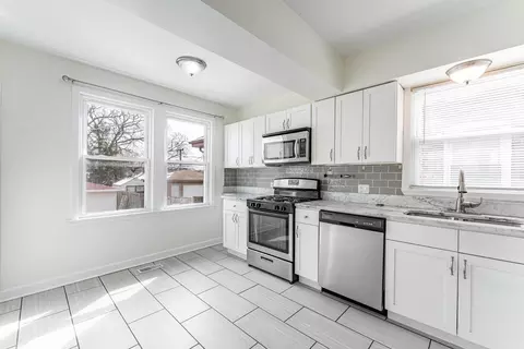 Kitchen - 2817 Maple Ave, Berwyn, IL 60402 photo 1 of 2
