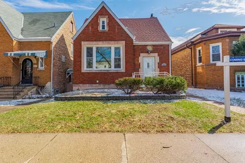 2817 Maple Ave, Berwyn, IL 60402
