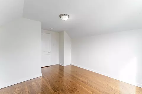 Bedroom - 2817 Maple Ave, Berwyn, IL 60402 photo 4 of 8