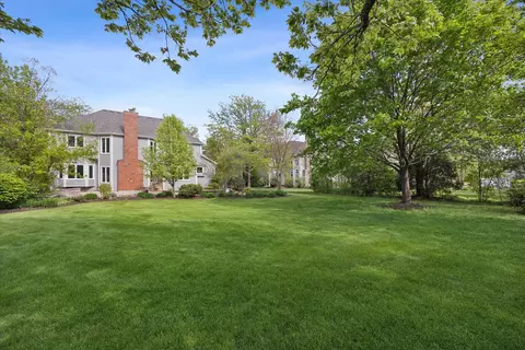 Exterior - 653 Limestone Dr, Batavia, IL 60510 photo 4 of 4