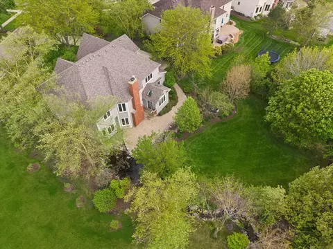 View/Area - 653 Limestone Dr, Batavia, IL 60510 photo 1 of 3