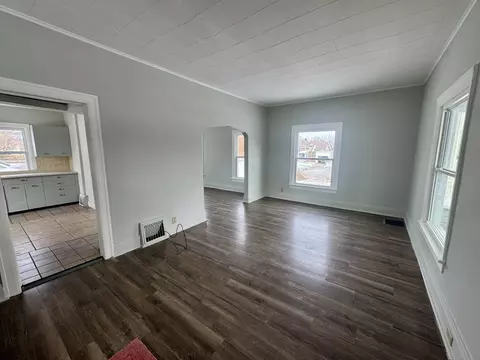 Living - 312 E Division St, Kewanee, IL 61443 photo 2 of 4