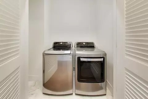 Other - 363 E Wacker Dr #6805, Chicago, IL 60601 photo 3 of 5