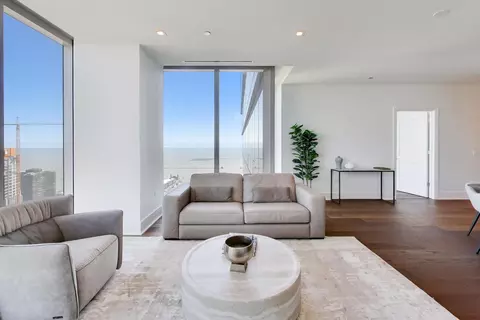 Living - 363 E Wacker Dr #6805, Chicago, IL 60601 photo 2 of 5