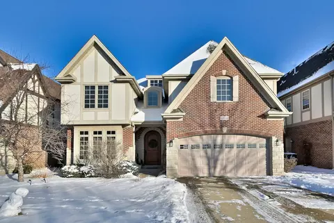 145 N Walnut St, Elmhurst, IL 60126