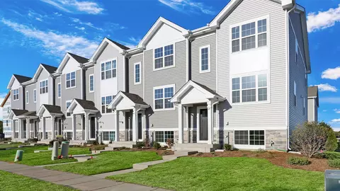 6520 Linden Trl #B, Wonder Lake, IL 60097