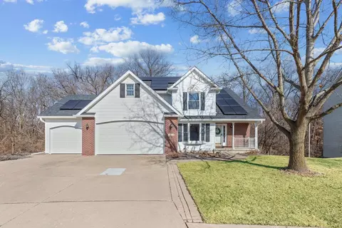 1217 28th Ave, Silvis, IL 61282