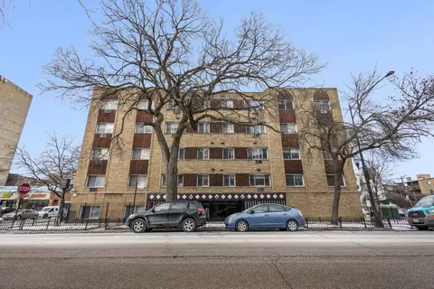 5100 N Sheridan Rd #410, Chicago, IL 60640
