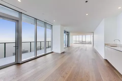 Living - 363 E Wacker Dr #5506, Chicago, IL 60601 photo 11 of 14