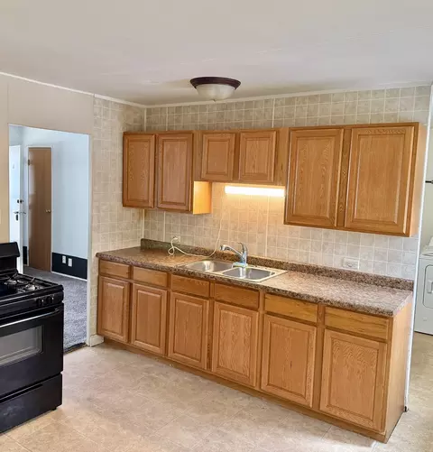 Kitchen - 329 Robinson Dr, Morris, IL 60450 photo 1 of 1