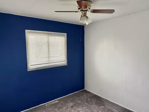 Bedroom - 329 Robinson Dr, Morris, IL 60450 photo 3 of 6