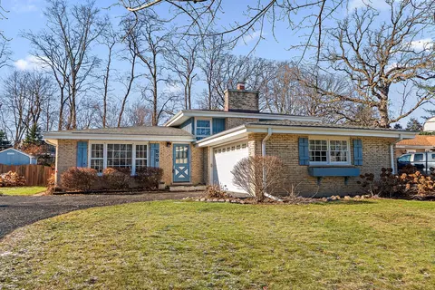 558 Birchwood Rd, Frankfort, IL 60423
