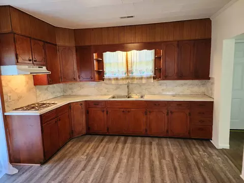 Kitchen - 1300 W Madison St, Herrin, IL 62948 photo 3 of 3