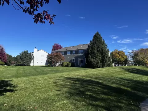 Exterior - 3134 Kyra Ln, Elgin, IL 60124 photo 7 of 11