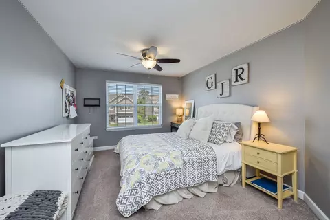 570 Amy Ln, Wheaton, IL 60187 photo 21