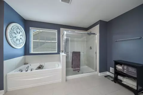 570 Amy Ln, Wheaton, IL 60187 photo 19