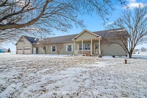 321 S Maple St, Buckingham, IL 60917