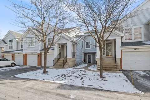 2284 Scott Ln #2284, Aurora, IL 60502