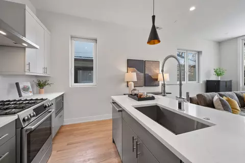 Kitchen - 910 N Wood St #2, Chicago, IL 60622 photo 5 of 6