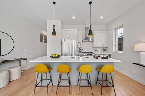 Kitchen - 910 N Wood St #2, Chicago, IL 60622 photo 3 of 6