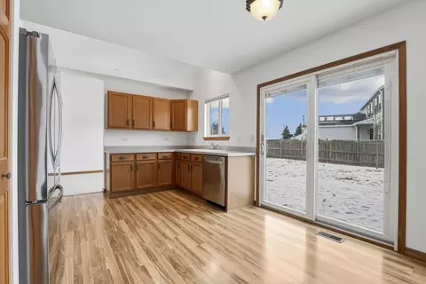 Kitchen - 7011 Sahara Dr, Plainfield, IL 60586 photo 3 of 3
