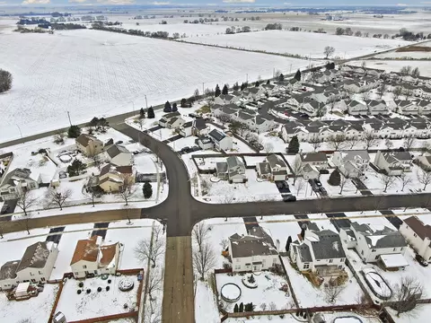 View/Area - 7011 Sahara Dr, Plainfield, IL 60586 photo 5 of 5