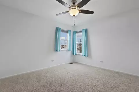 Bedroom - 7011 Sahara Dr, Plainfield, IL 60586 photo 3 of 6