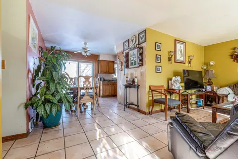 Other - 908 E Central Rd, Mount Prospect, IL 60056 photo 1 of 4