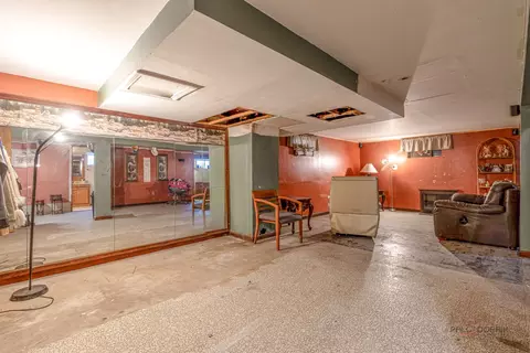 Other - 908 E Central Rd, Mount Prospect, IL 60056 photo 3 of 4