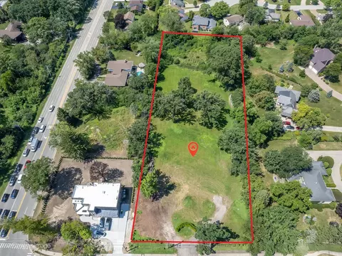 3010 Meyers Rd, Oak Brook, IL 60523
