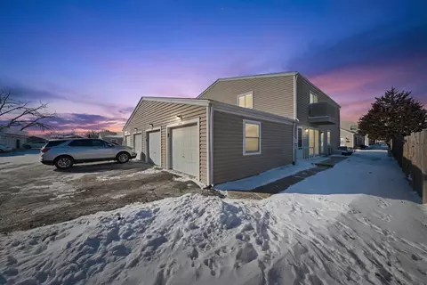 7656 159th Pl #30, Tinley Park, IL 60477