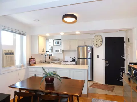 Kitchen - Undisclosed, River Forest, IL 60305 photo 1 of 2
