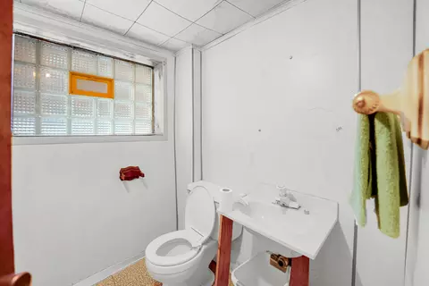 Bath - 1535 E 84th Pl, Chicago, IL 60619 photo 2 of 2
