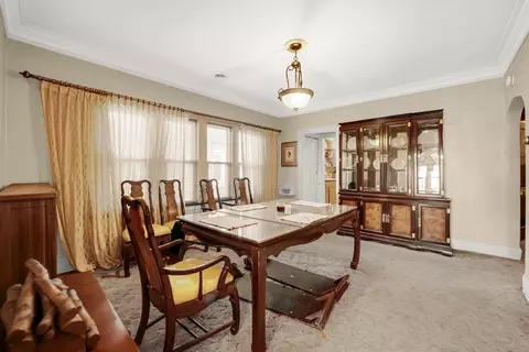 Dining - 1535 E 84th Pl, Chicago, IL 60619 photo 2 of 2