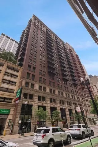 212 W Washington St #1604, Chicago, IL 60606
