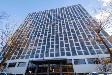 4343 N Clarendon Ave #516, Chicago, IL 60613