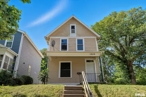1222 Pershing Ave, Davenport, IA 52803